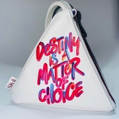 DESTINY IS A MATTER OF CHOICE ポーチ
