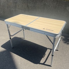 アウトドアテーブル　折りたたみテーブル　キャンプテーブル