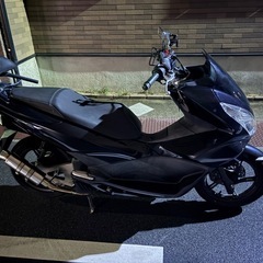 pcx jf56 低走行9000キロ　タイヤ前後ほぼ新品の画像