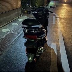 pcx jf56 低走行9000キロ　タイヤ前後ほぼ新品の画像