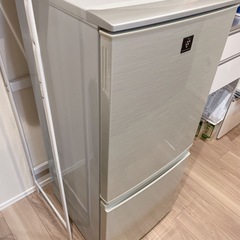 SHARP 冷蔵庫
