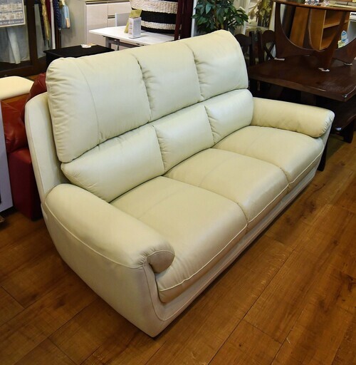 ●近郊格安配送^.^●2024年購入(^_-)-☆　本皮　3人掛けソファ　デビュー　0723S　とても綺麗な中古品●相模原　横浜　神奈川●