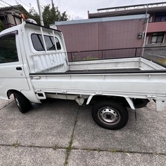 ダイハツ　ハイゼットトラック　AT ⭐︎4WD 2WD切り替え　⭐︎車検2年付きの画像