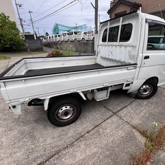 ダイハツ　ハイゼットトラック　AT ⭐︎4WD 2WD切り替え　⭐︎車検2年付きの画像