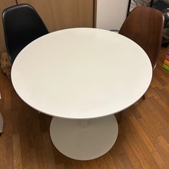 丸テーブル＆チェア