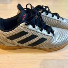 フットサルシューズ22.5㎝の画像