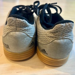 フットサルシューズ22.5㎝の画像