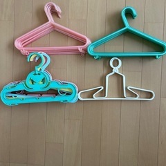 ベビーキッズハンガーの画像