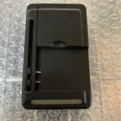 デジカメ　汎用　充電器
