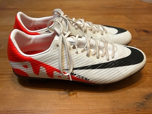 NIKE サッカースパイク
