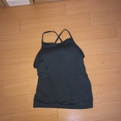 GUのブラトップ4種の画像