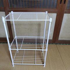 3段スチールラック白美品取引中!