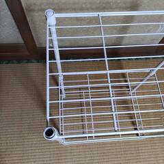 3段スチールラック白美品取引中!の画像