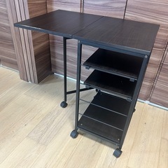 本日ご連絡なければ粗大ゴミに出します。折り畳みテーブル