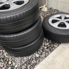 純正タイヤ185/65/R15 