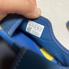 アディダスサンダルの画像