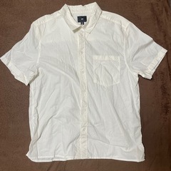 H&M 半袖白シャツ