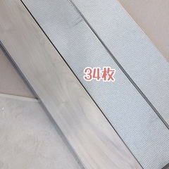 ピタフィー（フロアマット）計66枚（45枚＋切れ端21枚）の画像