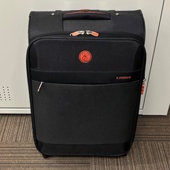 スーツケース　Ｍ　中古品　使用感あり