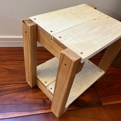 ヴィンテージ加工　
インテリア棚の画像