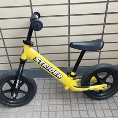 ランニングバイク STRIDER（ストライダー）イエロー　使用感あり