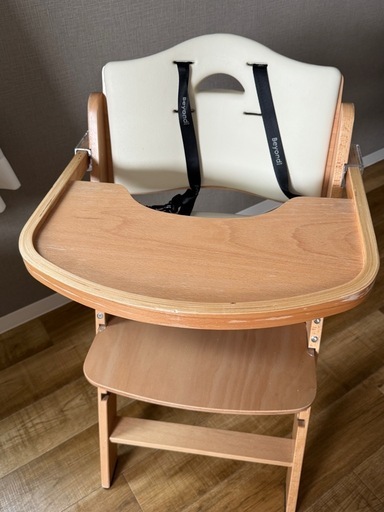 ビヨンドジュニア ハイチェア