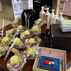 【無料】ウェディング装飾・リース・記念品ボックスなどまとめてお譲りします（単品でも可）