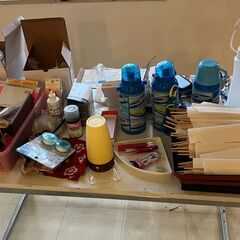 【無料】文具・雑貨・子ども用水筒など色々あります！ご自由にお持ち...