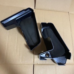 【値下げしました】カワサキZRX400 エアクリーナーカバーの画像