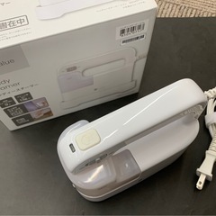 ニトリ　ハンディスチーマー　エフェ