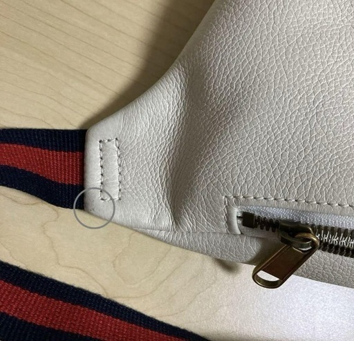 ⭐︎値下げしました⭐︎GUCCI ボディバッグ　ウエストバッグ　ホワイト　白　ロゴ