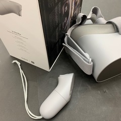 Oculus Go VRヘッドセットの画像