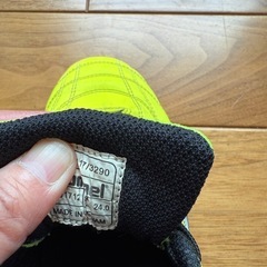 ヒュンメル　インドアサッカーシューズ24センチの画像