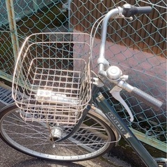 27インチ　
自転車 タイヤ新 オートライト 6速　ママチャリの画像