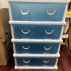 プラスチック4段タンスの画像