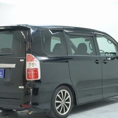 【自社ローン対象】トヨタ　ノア〇片側電動スライドドア〇HDDナビ〇フルセグ〇バックカメラ〇DVD再生〇ETCの画像