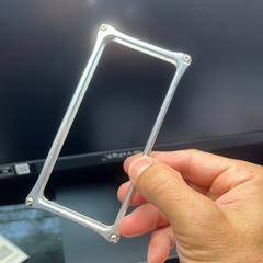 iPhone5sスマホケース(ギルドデザイン)の画像