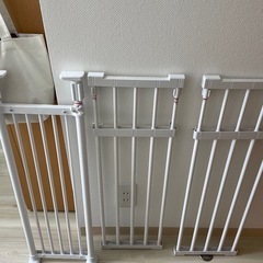 ニトリ  突っ張り収納 ほぼ新品  