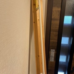 1✖️4木材、カーテンレール、ラブリコ