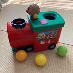 アンパンマン ボールがとびだす！ はしるよポンポンSLマンの画像