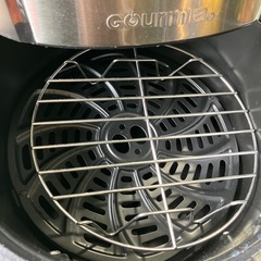 GOURMIA デジタルエアーフライヤー　ノンフライヤー　家電　通電okの画像