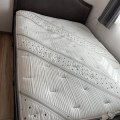 シモンズ　最高級品　ビューティレスト　クイーンサイズ