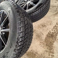 冬用タイヤ　BRIDGESTONEの画像
