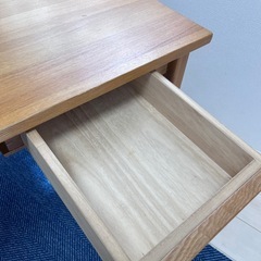 無印良品　無垢材　机　作業台　の画像