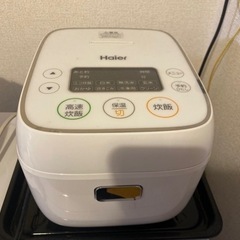 炊飯器 ハイアール 3合 型式:JJ-M32A-W