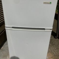 ヤマダ電機　小型2ドア冷蔵庫