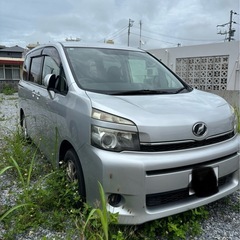値段交渉ＯＫ  トヨタ ヴォクシー