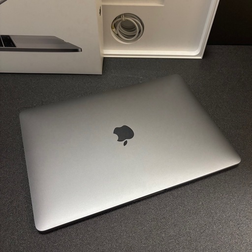 MacBook Pro 2021'macOS windows11 office
