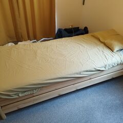 UTÅKER ウトーケル - スタッキングベッド