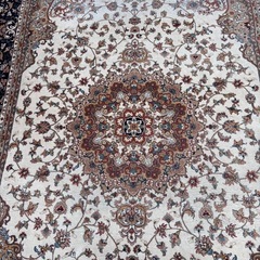 トルコ絨毯（240×340cm）の画像